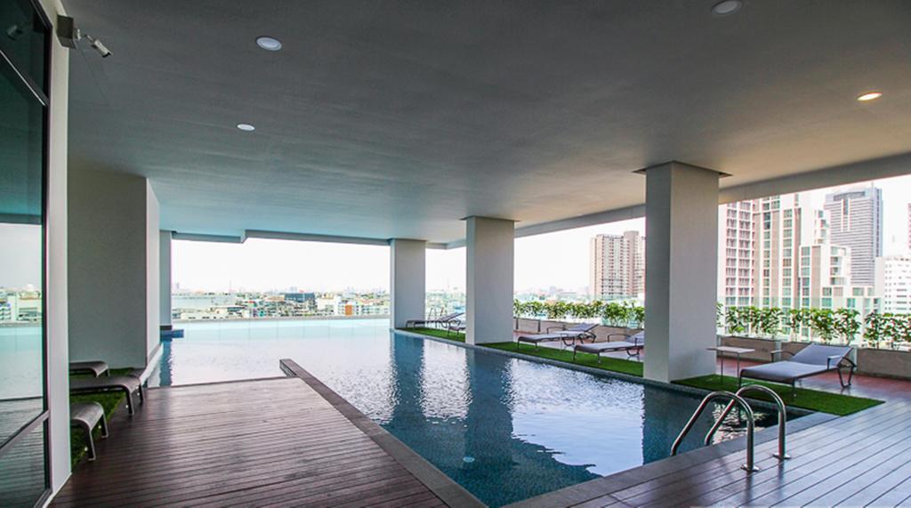 Wooden Suites Bangkok Esterno foto