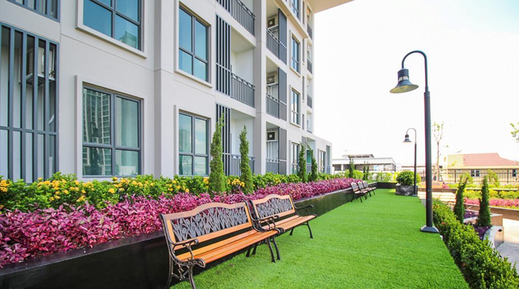Wooden Suites Bangkok Esterno foto