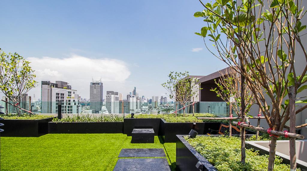 Wooden Suites Bangkok Esterno foto