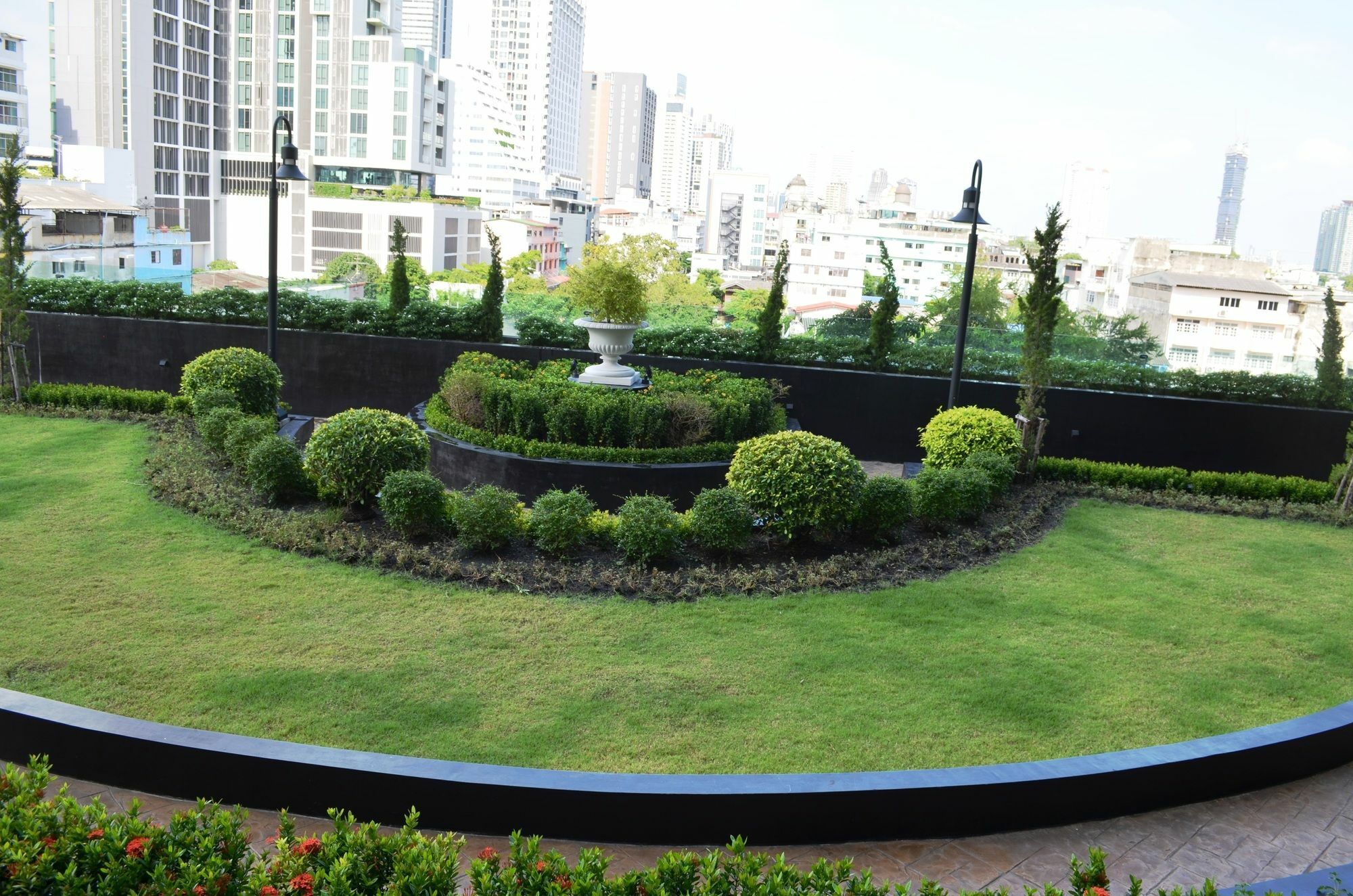 Wooden Suites Bangkok Esterno foto
